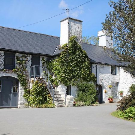 Dolgun Uchaf Historic B&B And Cottages In Snowdonia Dolgellau Bagian luar foto