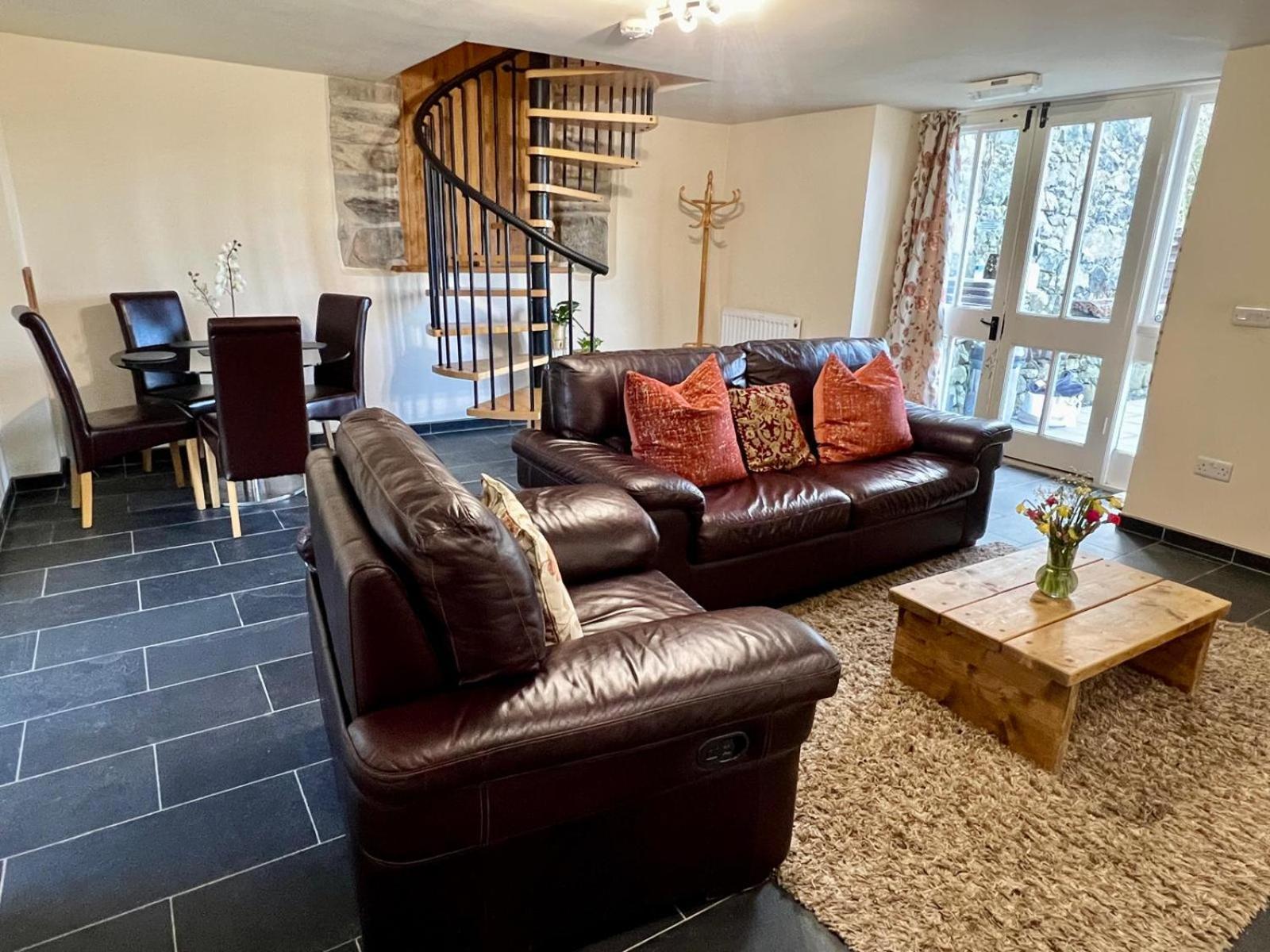 Dolgun Uchaf Historic B&B And Cottages In Snowdonia Dolgellau Bagian luar foto