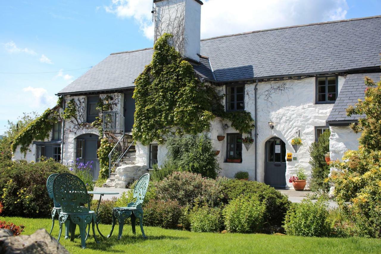 Dolgun Uchaf Historic B&B And Cottages In Snowdonia Dolgellau Bagian luar foto