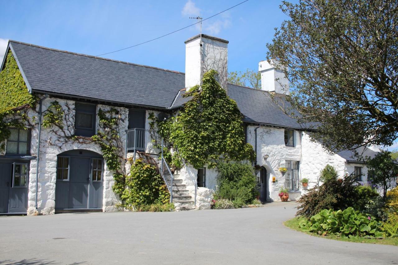 Dolgun Uchaf Historic B&B And Cottages In Snowdonia Dolgellau Bagian luar foto